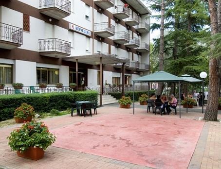 Hotel Belvedere Кастрокаро-Терме Экстерьер фото